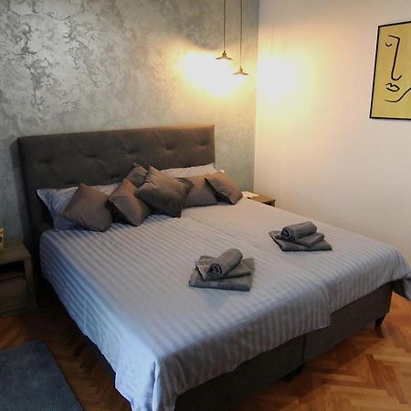 Ferienwohnung Apartman Stella Veruda Pula Exterior foto