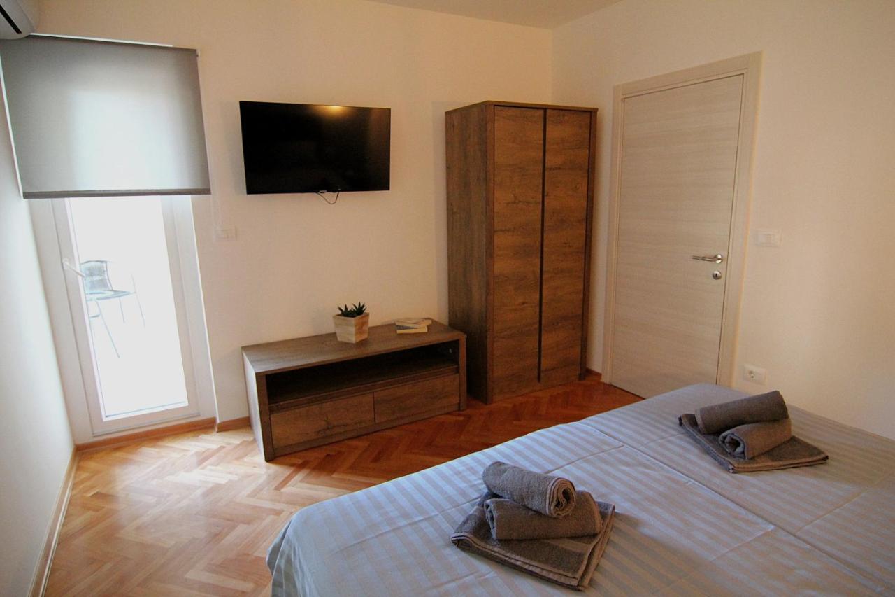 Ferienwohnung Apartman Stella Veruda Pula Exterior foto